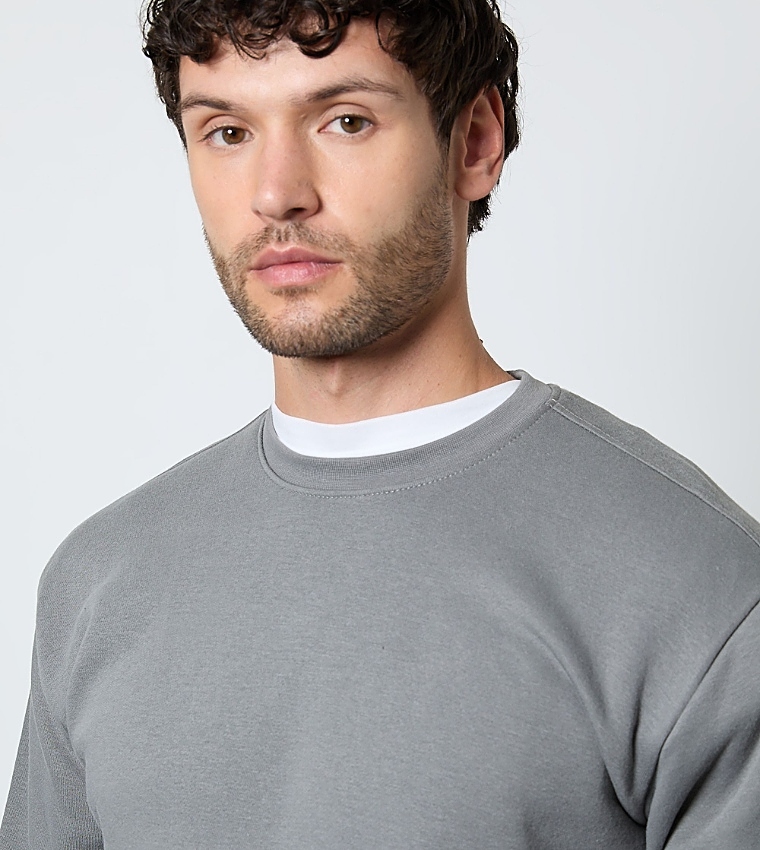 Solid Crew Neck Sweatshirt