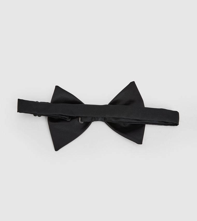 Solid Bow Tie