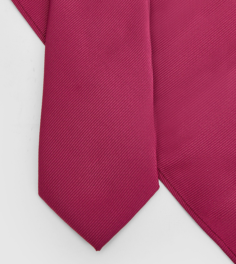 Solid Tie and Pocket Square Set