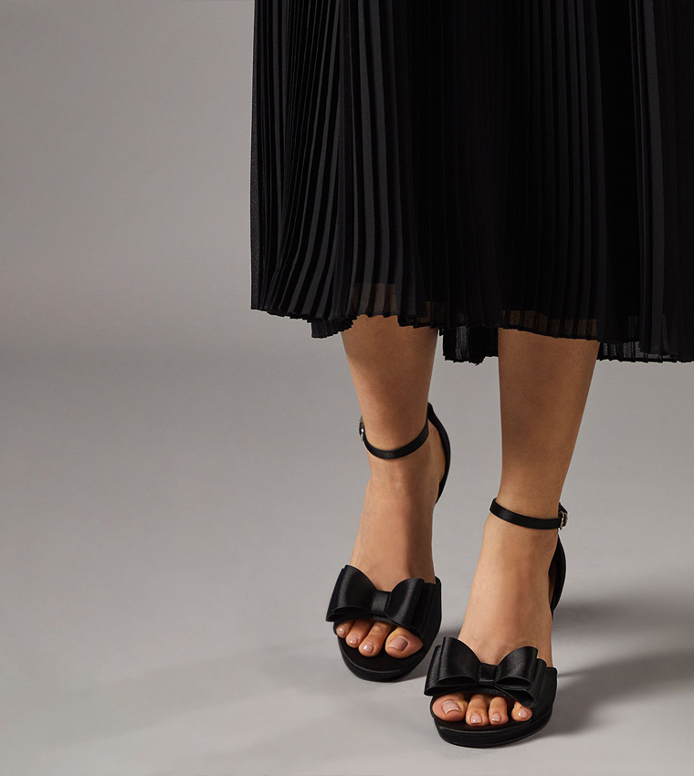 Coast  Heels - Black Heels