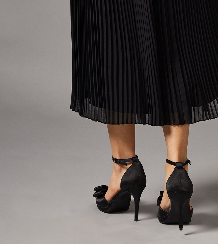 Coast  Heels - Black Heels