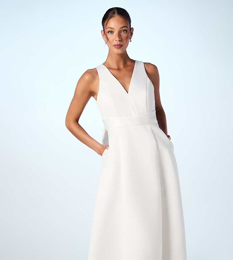 Back Bow Detail Satin Plunge V-Neck Maxi Wedding Dress