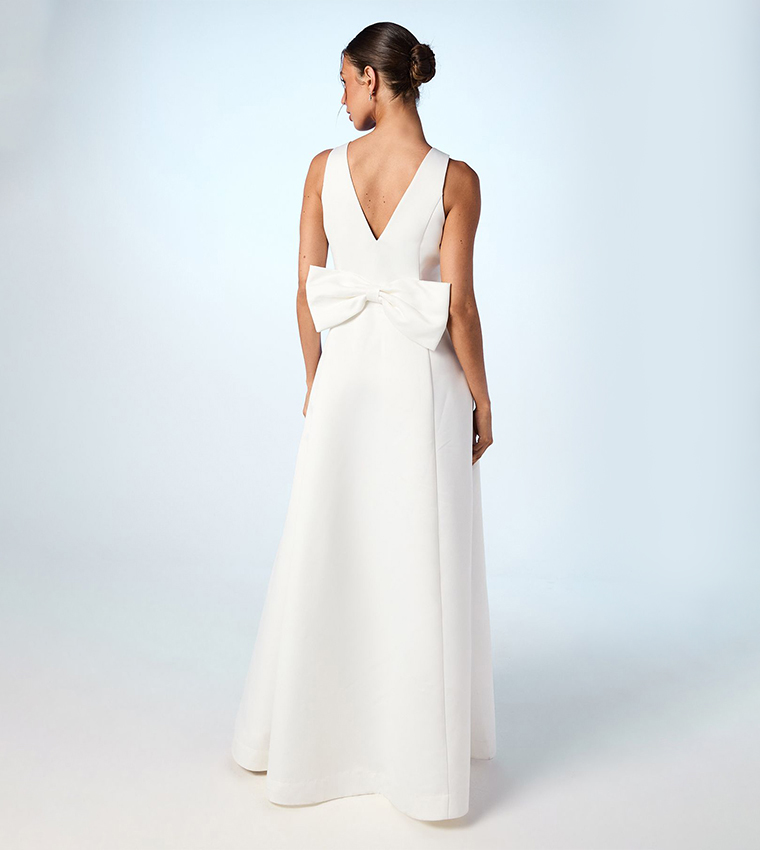 Back Bow Detail Satin Plunge V-Neck Maxi Wedding Dress