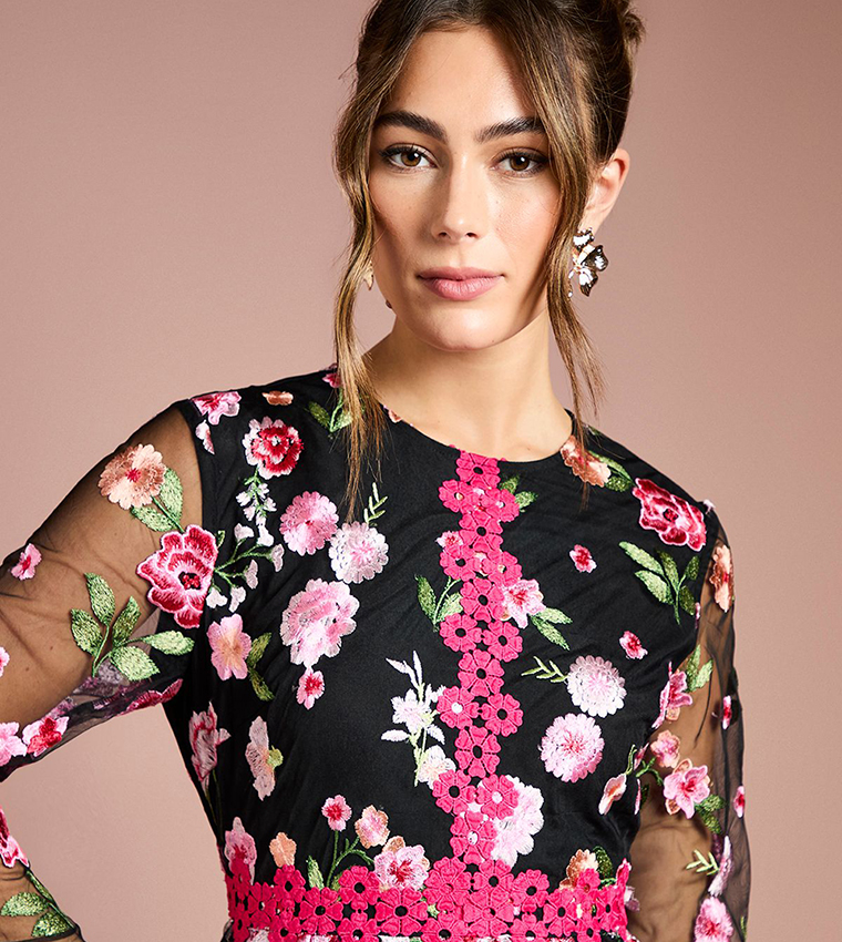 Embroidered Floral Long Sleeves Midi Dress