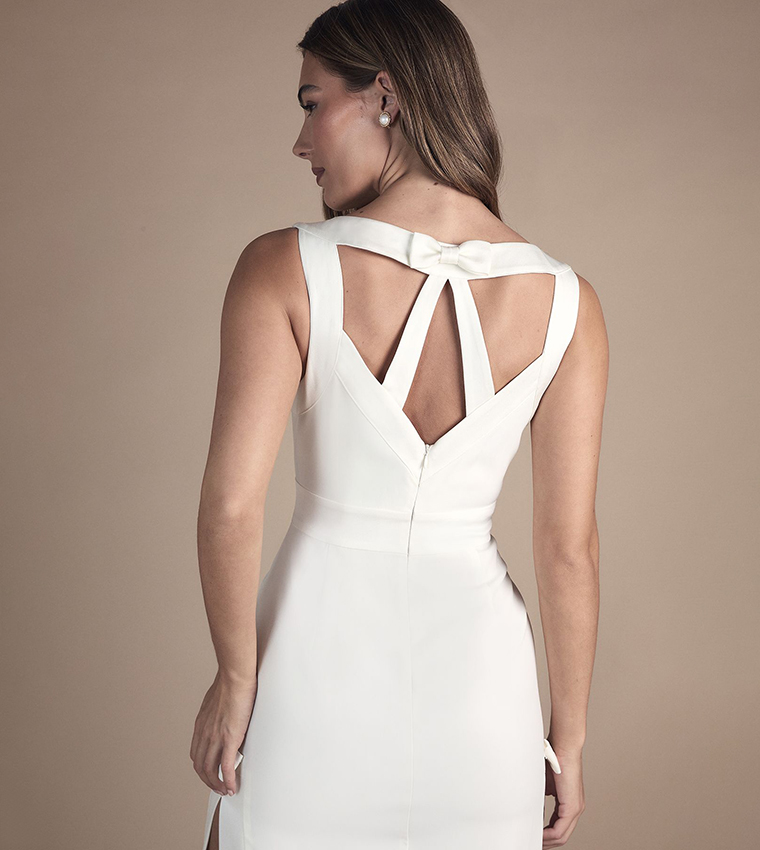 Slash Neck Midaxi Wedding Dress