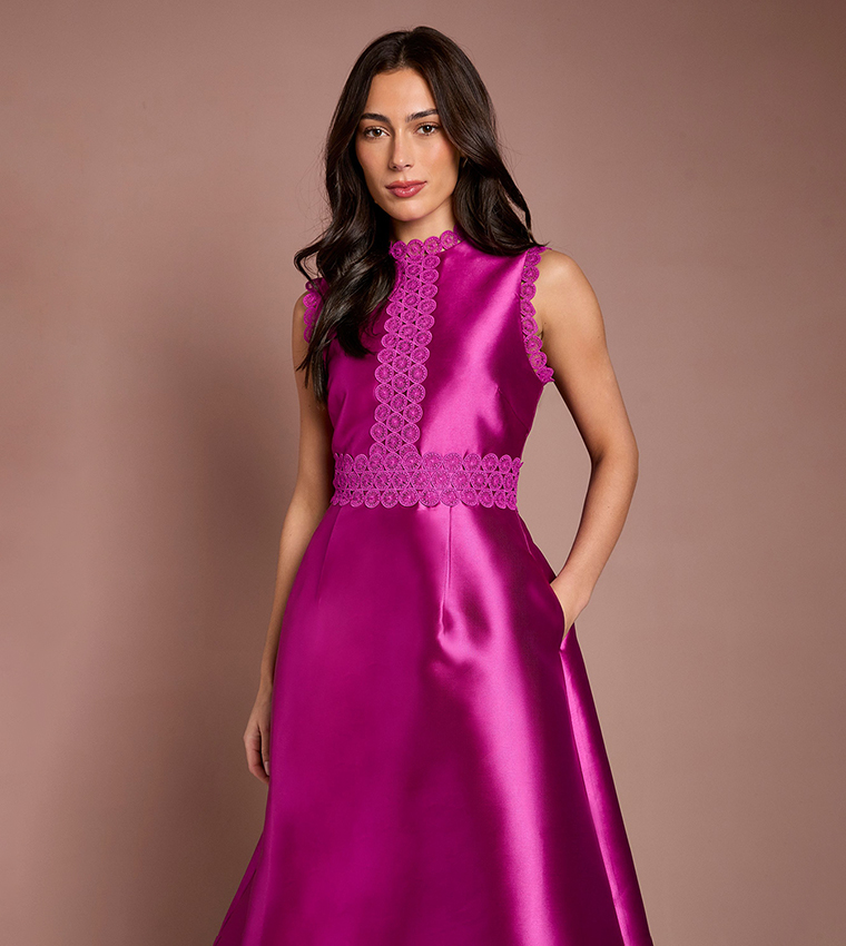 Twill Shiny Lace Dress