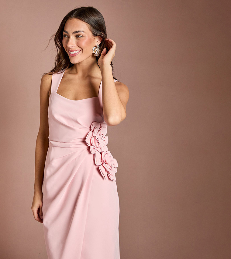 فستان ضيق كورساج بكسرات