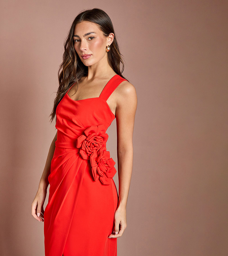 فستان ضيق كورساج بكسرات