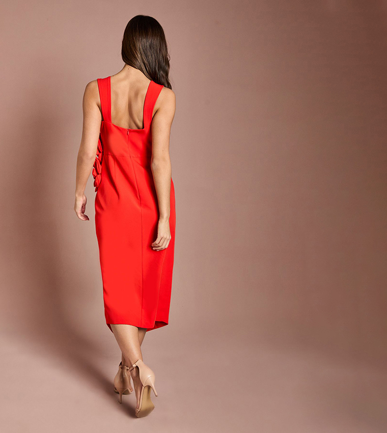 فستان ضيق كورساج بكسرات