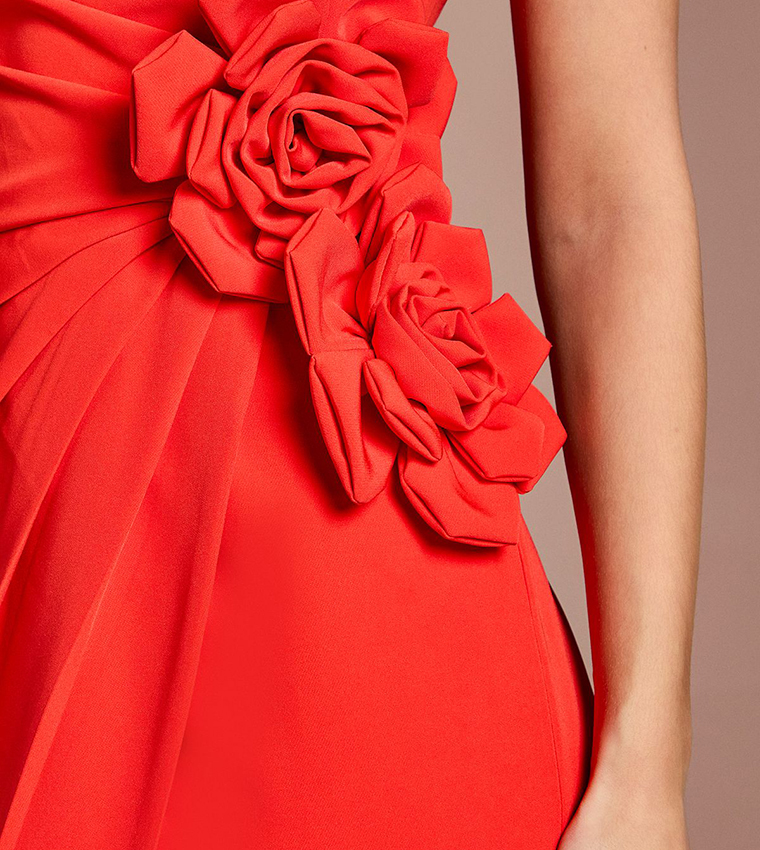 فستان ضيق كورساج بكسرات