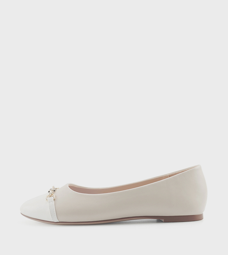 BECLAN Cap Toe Ballerinas