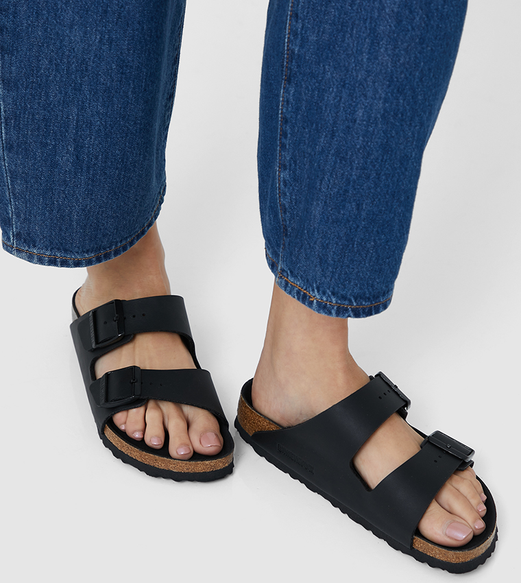 صندل أريزونا بيركو فلور - ثلاثي الأحزمة - أسود