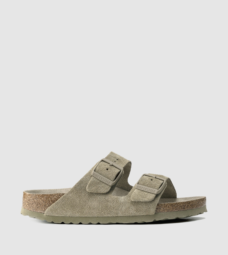 Birkenstock  Flat Sandals - Brown 