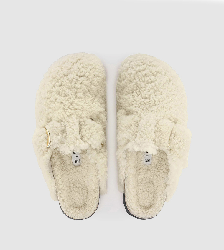 Boston Big Buckle Shearling Fur Eggshell