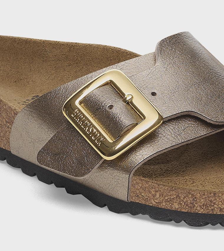 بيركنستوك  الصنادل المسطحة - بيج Flat Sandals