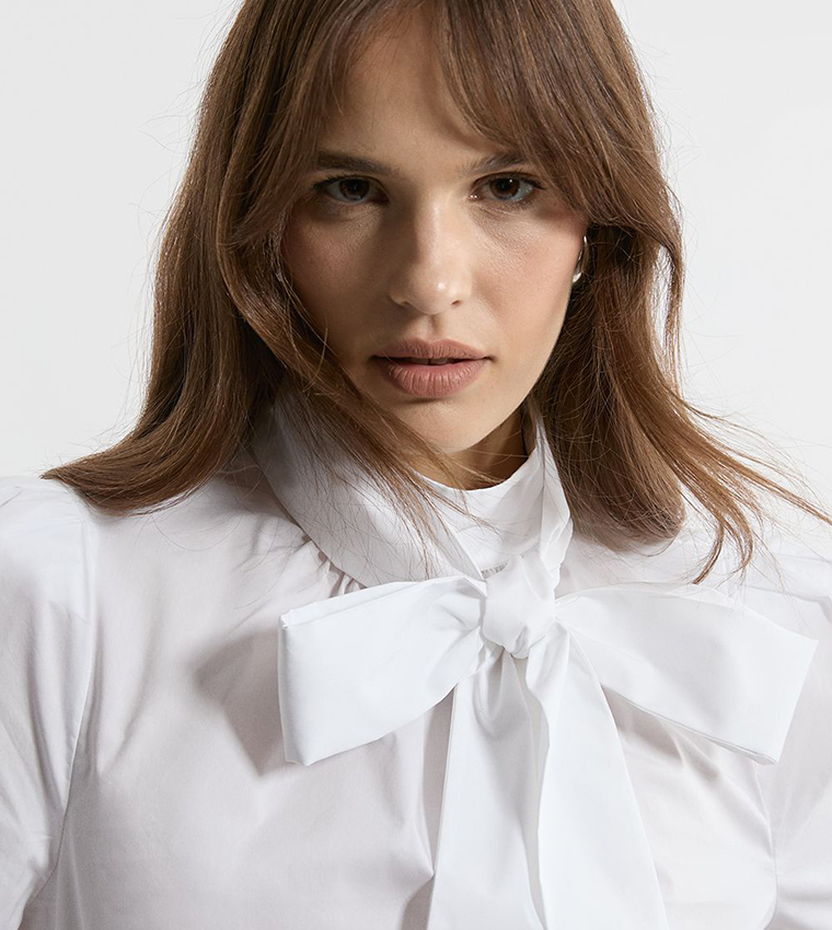 Back Cut-Out Long Sleeves Poplin Shirt