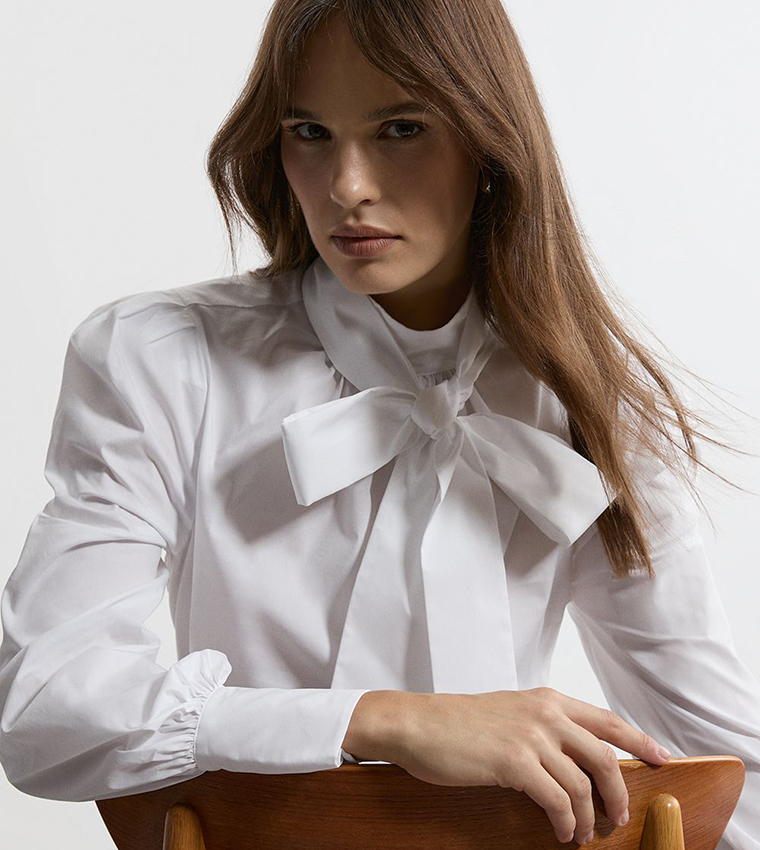 Back Cut-Out Long Sleeves Poplin Shirt