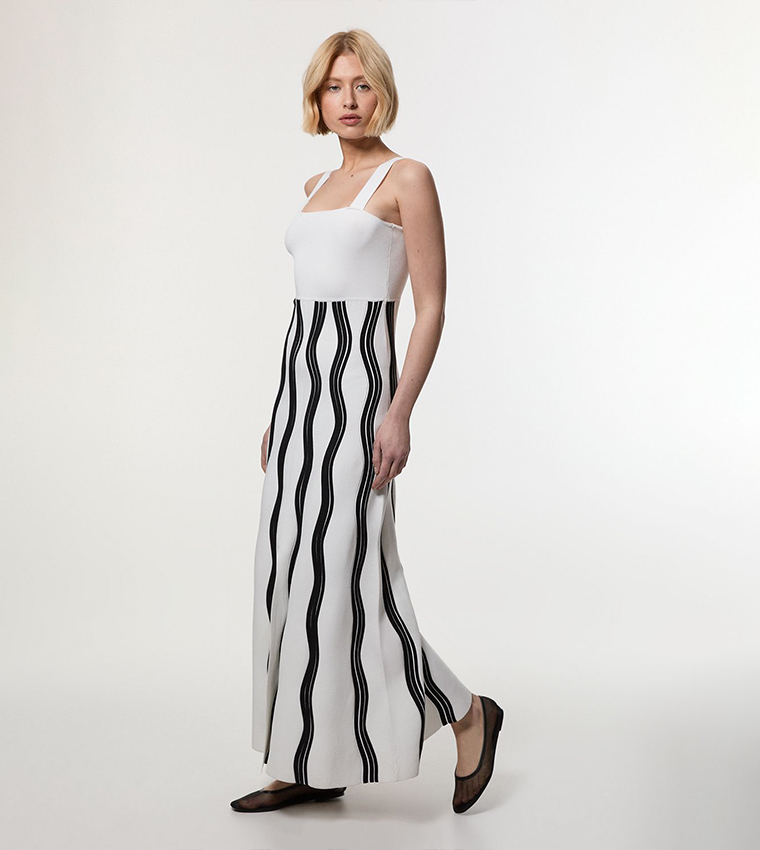 Contrast Wave Knit A-Line Strappy Dress with Fringing