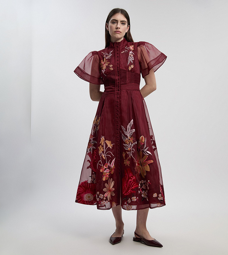 Buy Karen Millen Petite Botanical Embroidered Organdie Midi Dress In Red | 6thStreet Kuwait Buy Karen Millen Petite Botanical Embroidered Organdie Midi Dress In Red | 6thStreet Kuwait