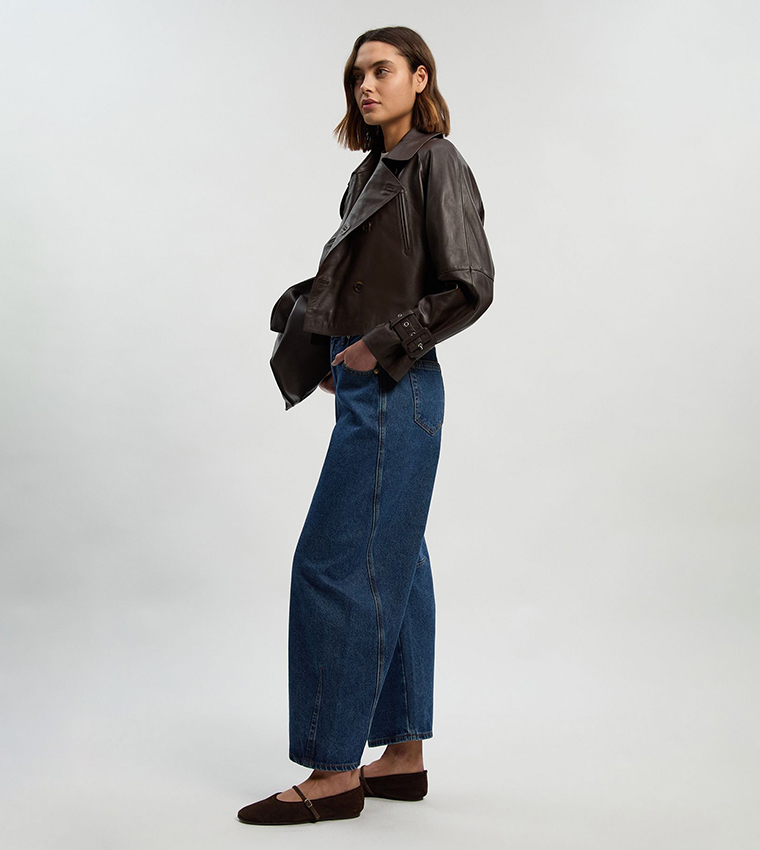 Petite Washed Barrel Fit Jeans