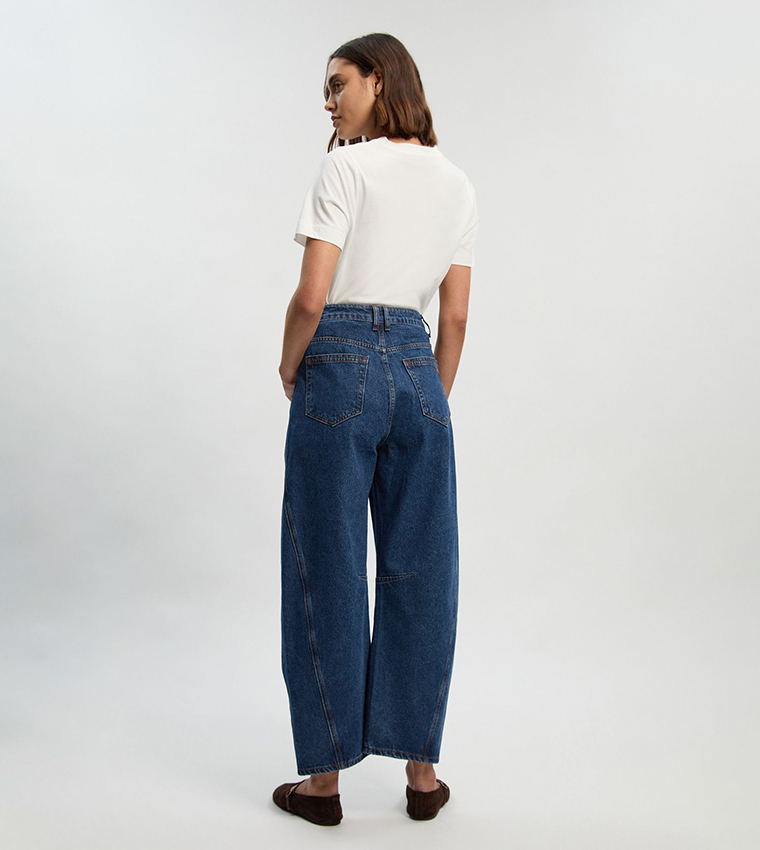 Petite Washed Barrel Fit Jeans