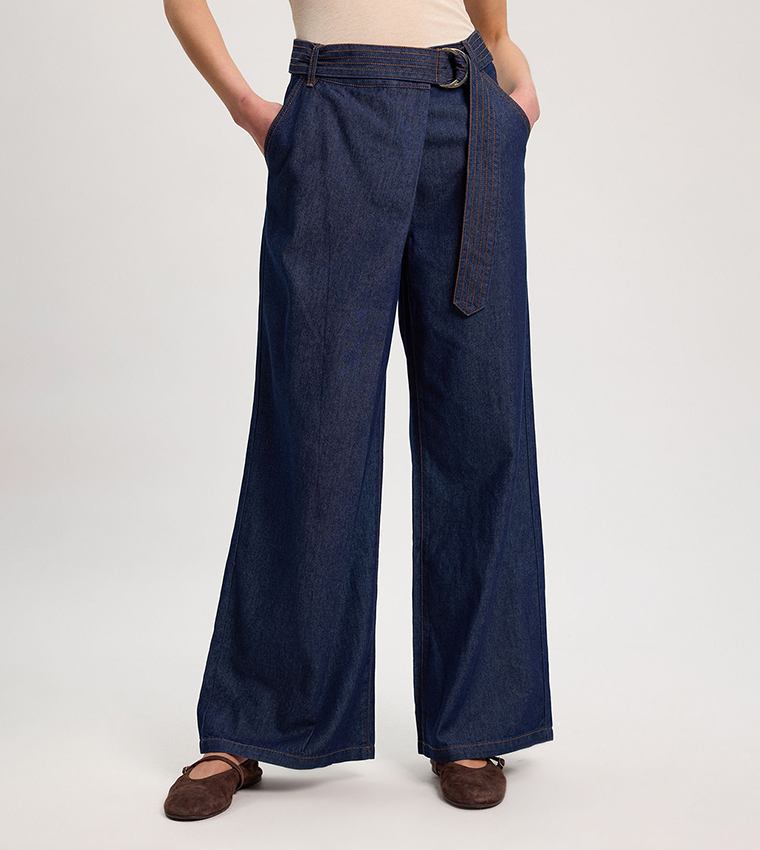 Washed Belted Wide Leg Jeans
