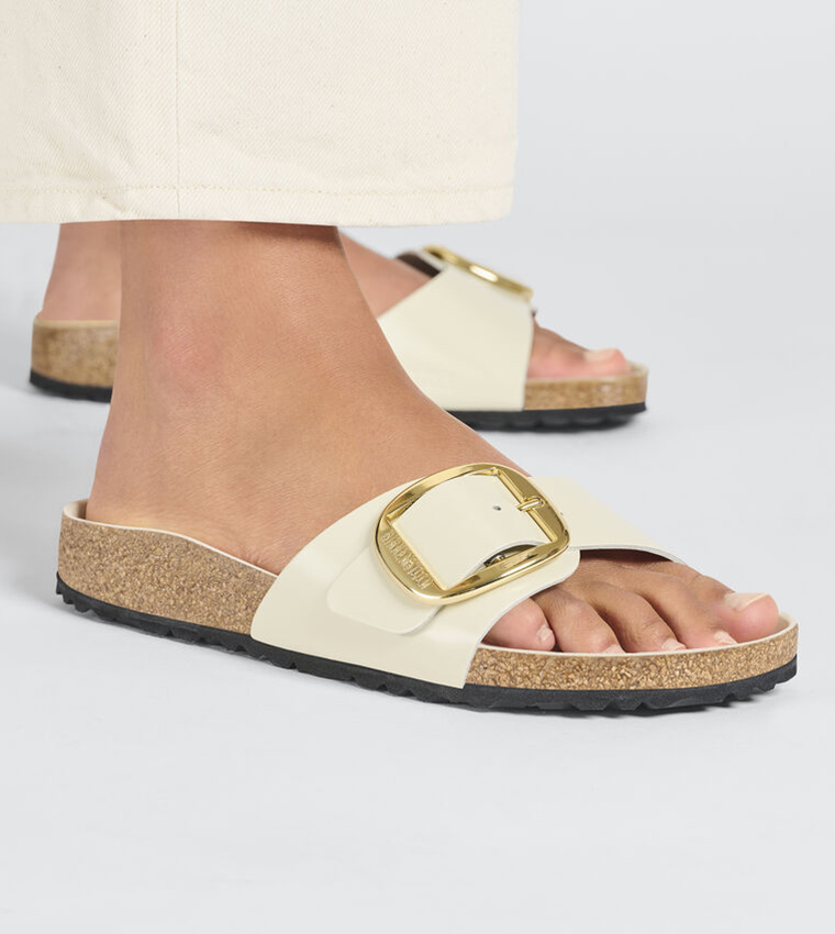 Madrid Big Buckle Natural Leather Patent High-Shine Ecru