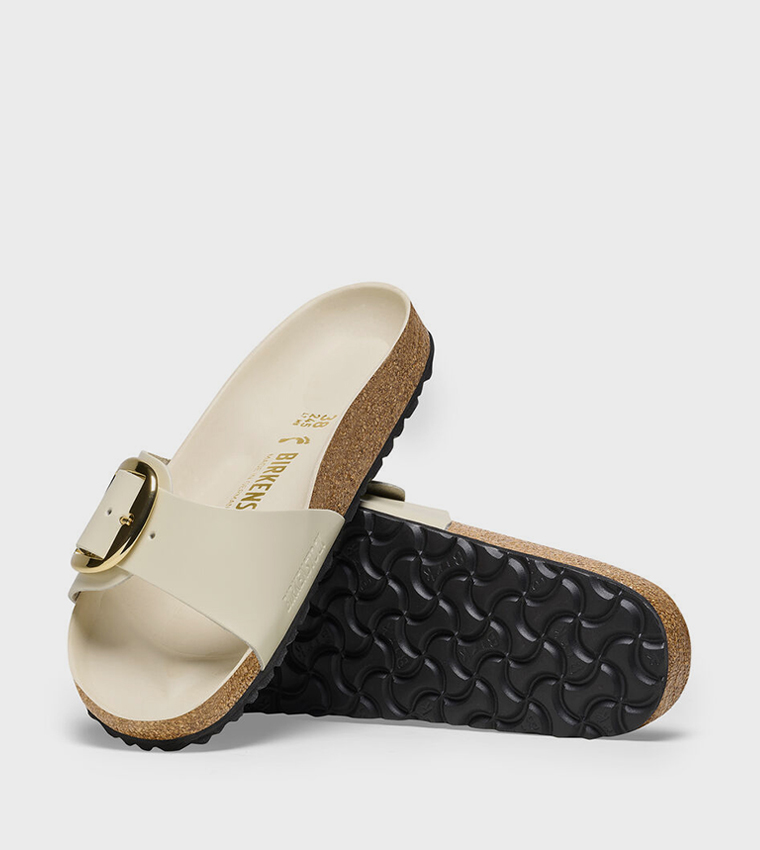 Madrid Big Buckle Natural Leather Patent High-Shine Ecru