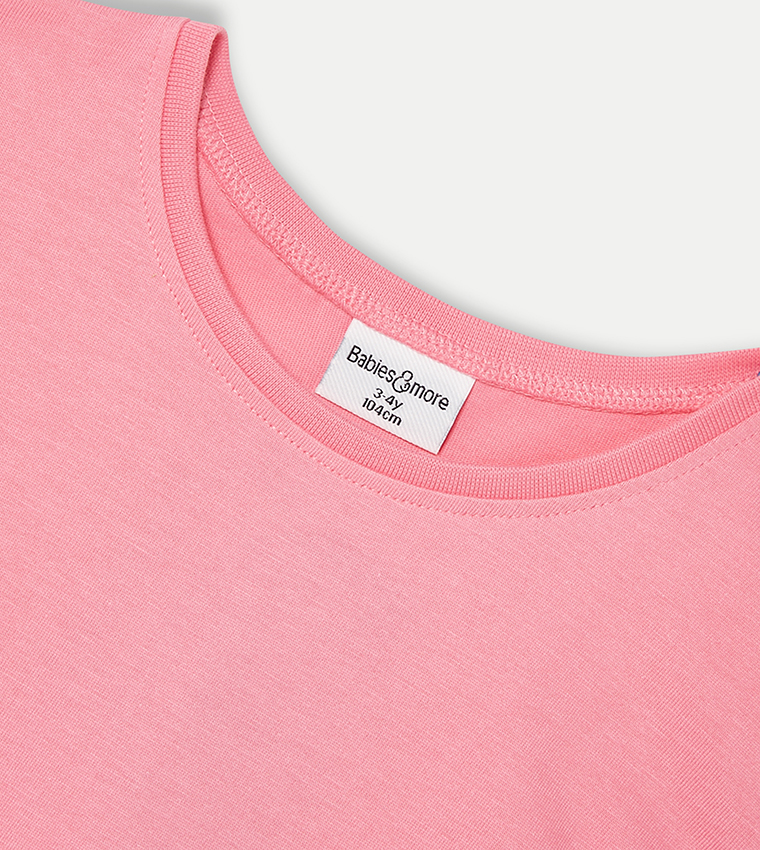 تيشيرت بأكمام مكشكشة سادة