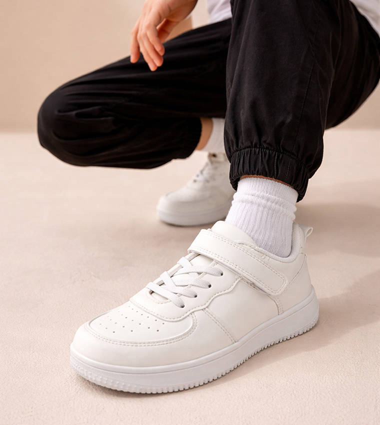 BABIES & MORE  Low Top - White Low Top