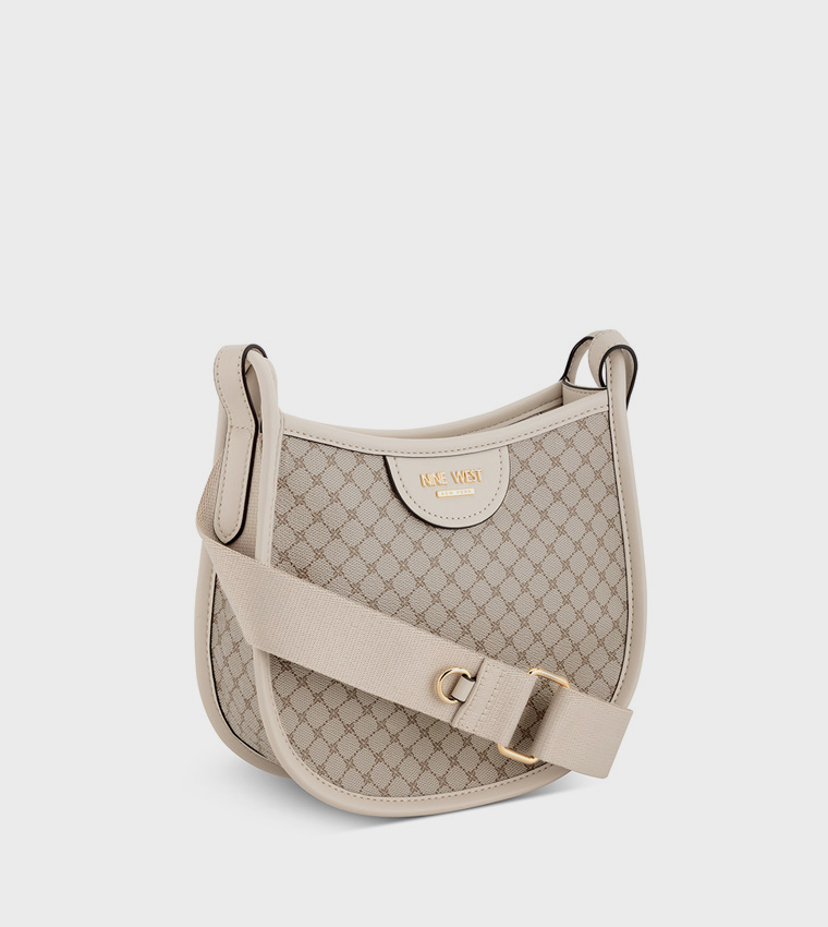 شنطة كروس بودي نسائية بنقشة مونوغرام 