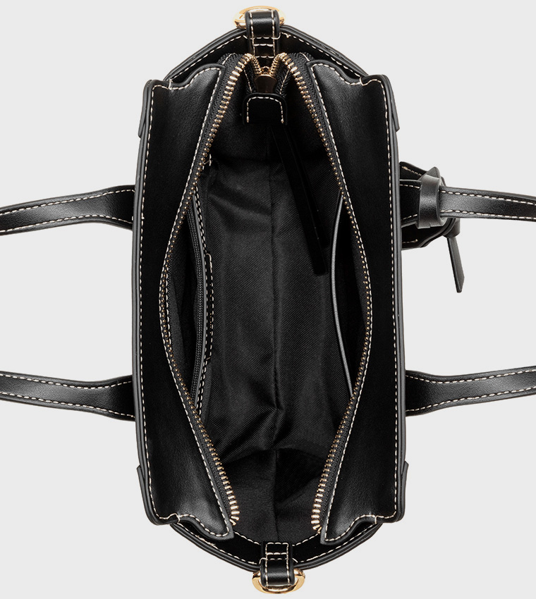 شنطة ساتشل نسائية بخياطةة متباينة