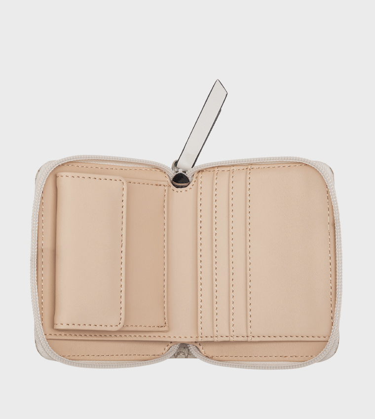 ناين وست  محافظ - رمادي محافظ