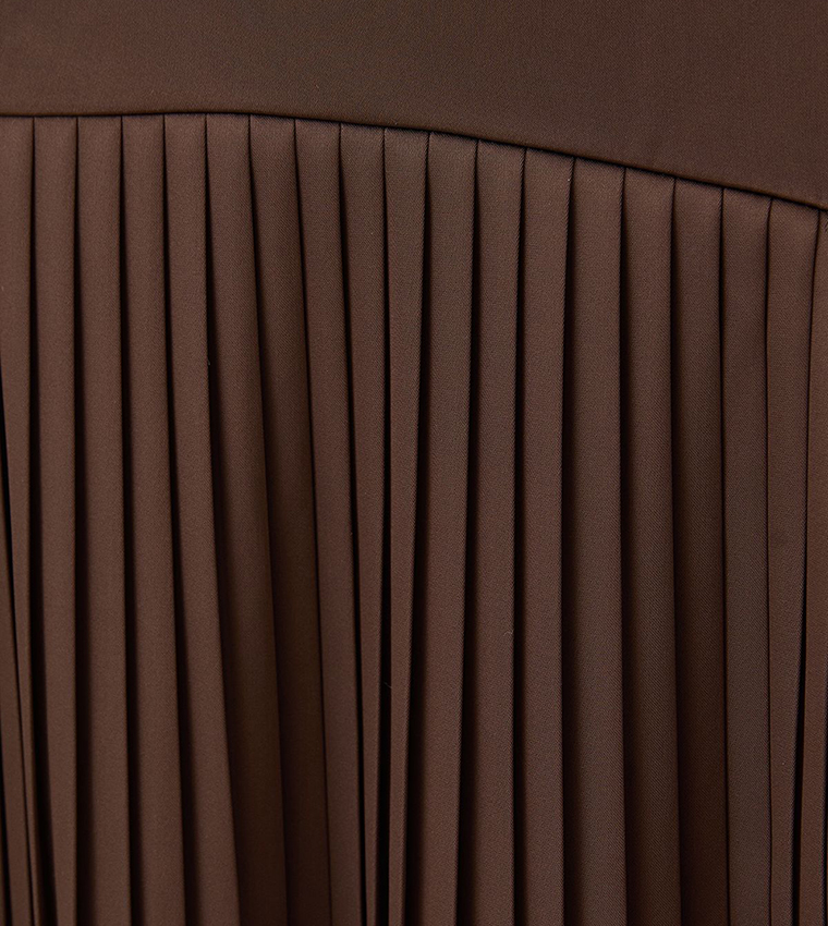 فستان ماكسي ساتان بكسرات لوصيفات العروس