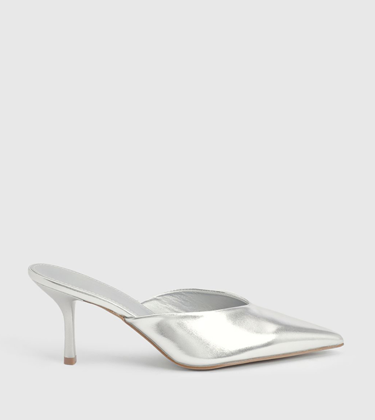 حذاء بكعب ستليتو سليب اون جلد صناعي لامع