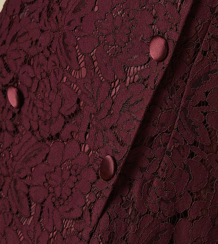 فستان تصميم بليزر دانتيل