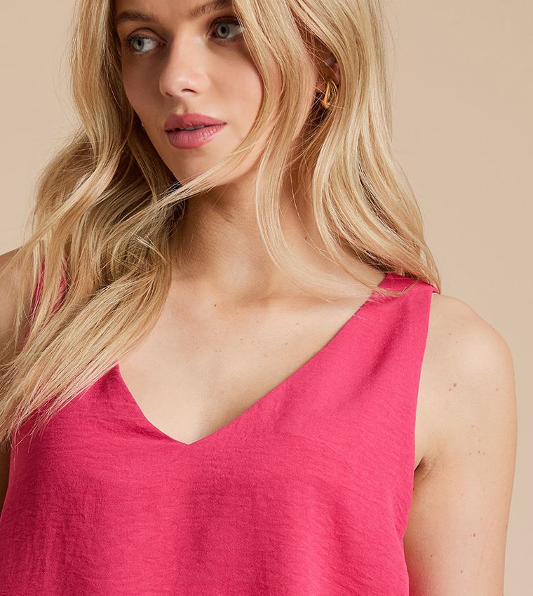 Solid Built-Up V-Neck Cami Top
