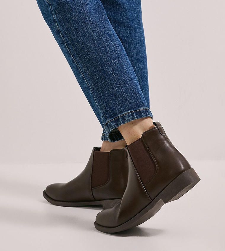 Megs Flat Chelsea Boots