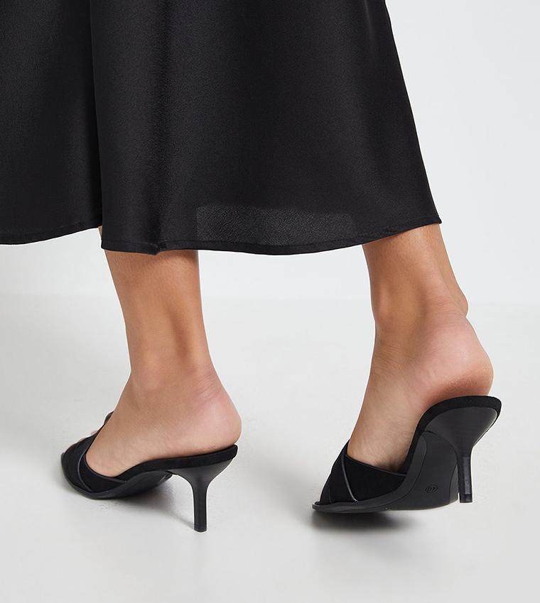 صندل شامواه صناعي بكعب قصير