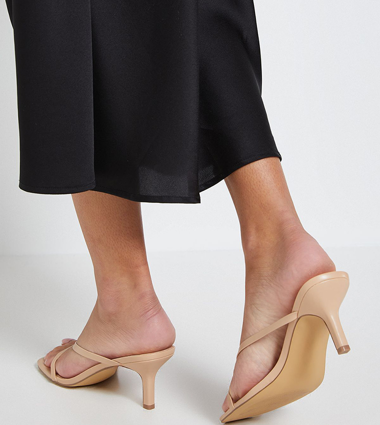 صندل بكعب قصير جلد صناعي 