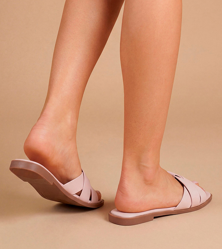 Flossy Faux Leather Interwoven Flat Sandals