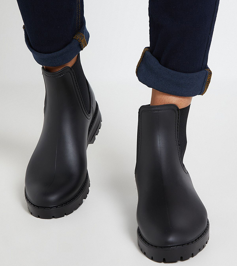 Sofia Elastic Gusset Chelsea Boots