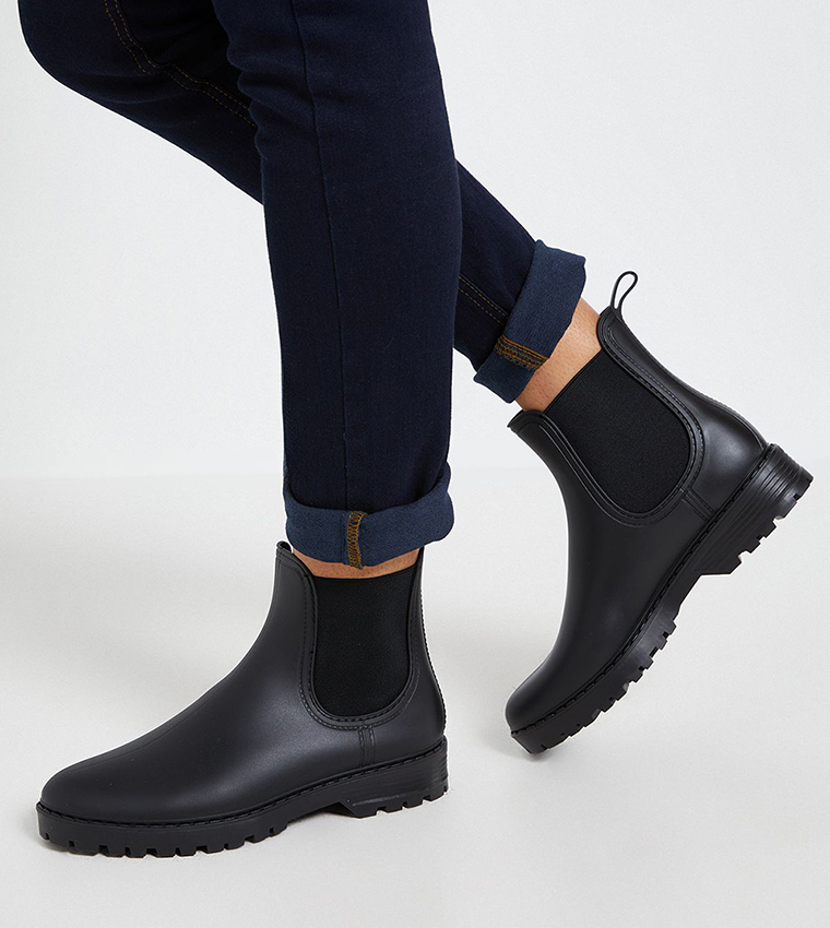 Sofia Elastic Gusset Chelsea Boots