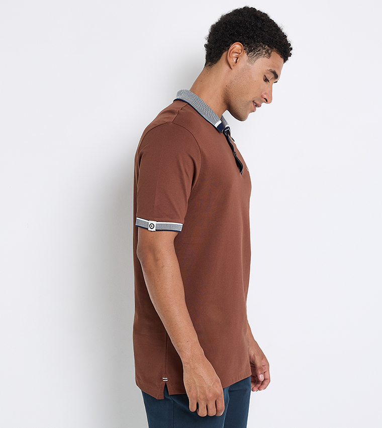 Contrast Detail Short Sleeves Polo T-Shirt