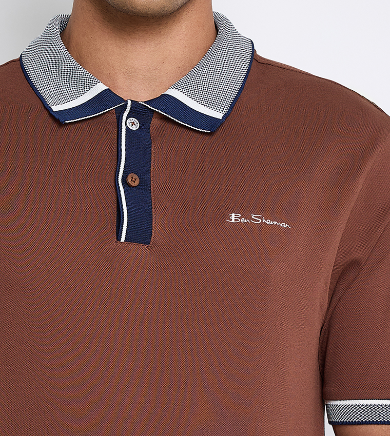 Contrast Detail Short Sleeves Polo T-Shirt