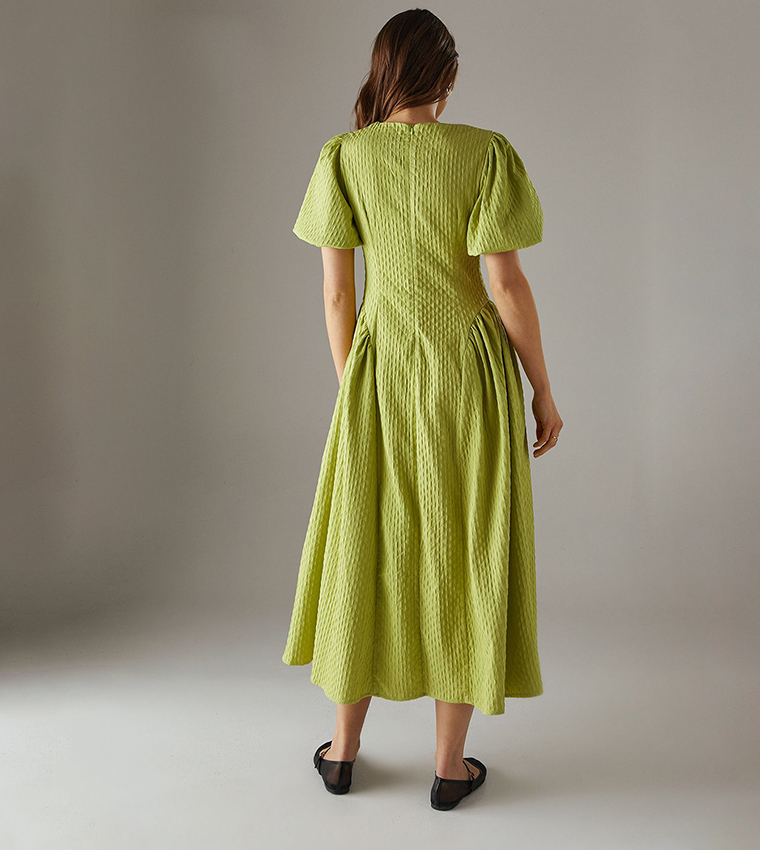 Buy Warehouse Seersucker Organza Godet Side Puff Sleeves Midi Dress In Green  | 6thstreet Saudi Arabia