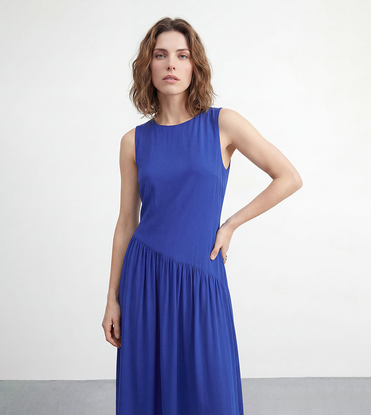 فستان ماكسي شيفون كاروهات بطبقات للمقاسات الصغيرة 