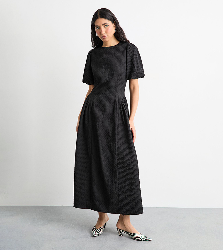 Textured Godet Side Puff Sleeves Midaxi Dress