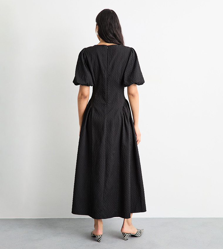 Textured Godet Side Puff Sleeves Midaxi Dress