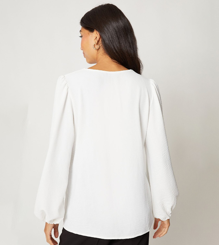 Wallis V-Neck Overhead Top